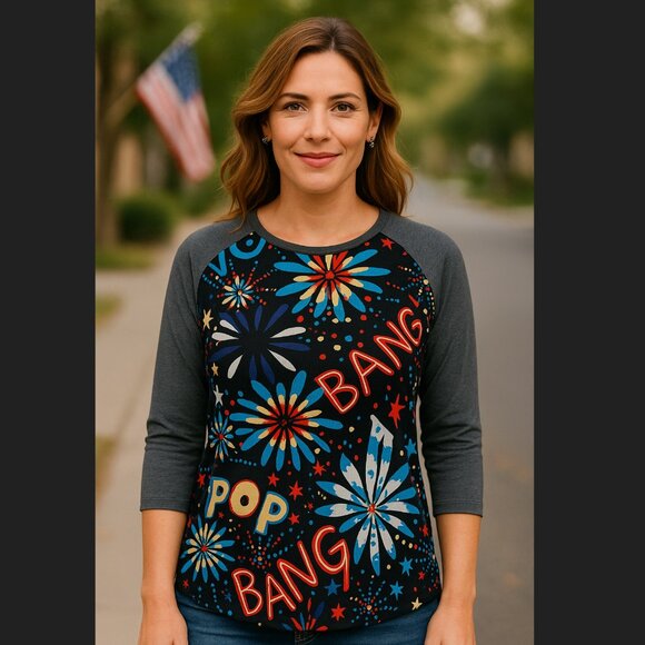 Lularoe Randy Raglan Top MEDIUM 3/4 Sleeve Patriotic Fireworks BANG POP BOOM USA - Picture 1 of 8
